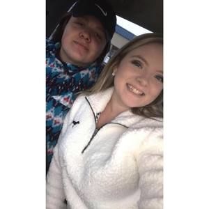 Meet your Posher, Teona